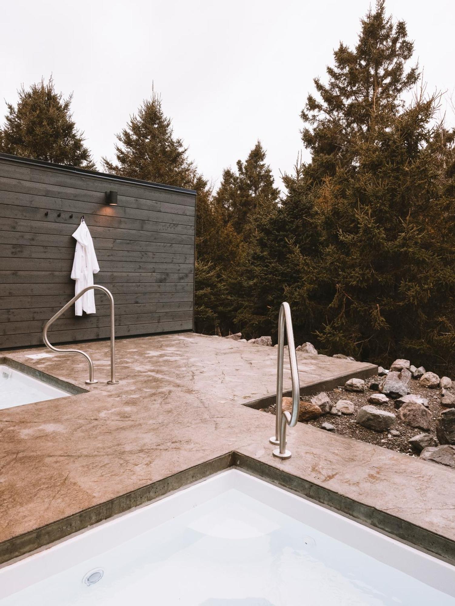 Est Eco-Cabines Nouvelle Exterior photo