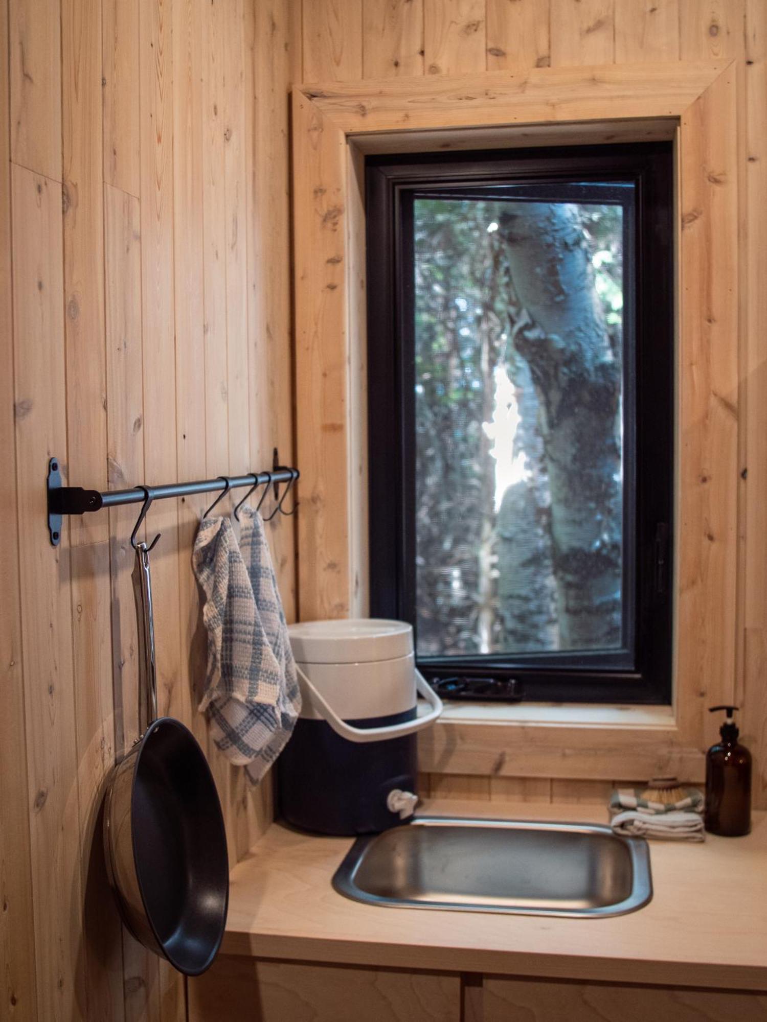 Est Eco-Cabines Nouvelle Exterior photo